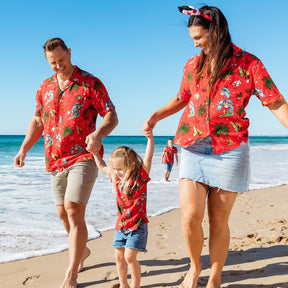 Make Christmas one to remember with our Aussie Christmas Red Festive Shirt! Perfect for all your little mini-mes, this unisex 100% rayon shirt features a red base with a fun surfing santa, aussie animals and flowers motif. Ho ho ho!