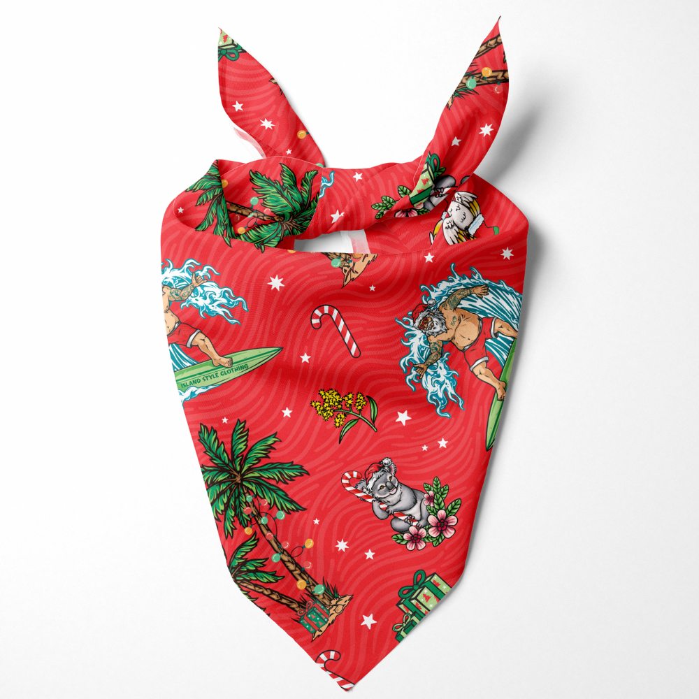 Kit for the koolest in the Kennel! Help your furry family member be the Santa of attention this Christmas with our newest Aussie Christmas Dog Bandana. Sure to earn some jealous looks on the streets, this bandana comes in two different sizes to fit most breeds.