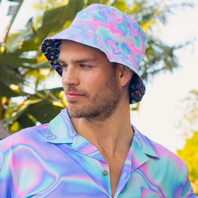 The perfect way to polish off your show-stopping Festival 'fit. Get two for the price of one with our reversible bucket hats. One side is our Lucid Dreams and the other side is Magic Mushrooms.