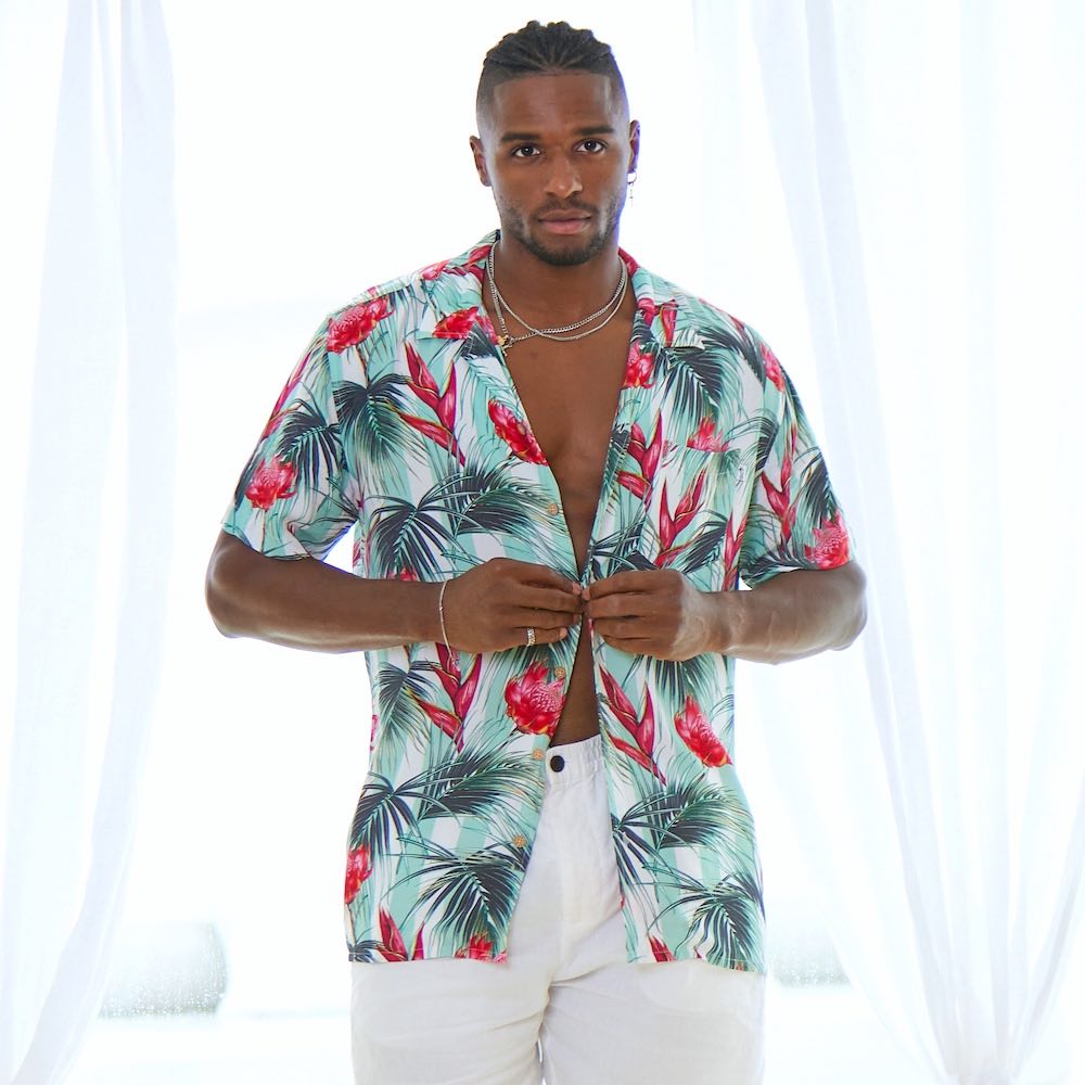 Whether you’re hitting the beach, BBQs or just out and about, this Aussie Hawaiian shirt will keep you looking cool and stylish this summer. This stylish shirt is crafted from 100% soft rayon and features white and green stripes paired with Australian Waratah flowers for a truly unique look.  Complete the look by pairing the matching Swim Shorts or Crop Shirt. View the Summer Daze Collection.